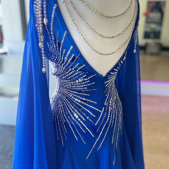 Ballroom Teenager Dress - Picture 3 of 11